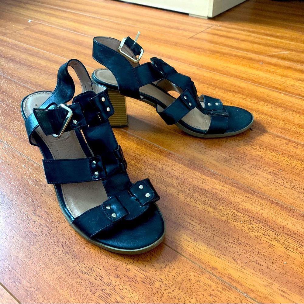 American Eagle Heels Sandals